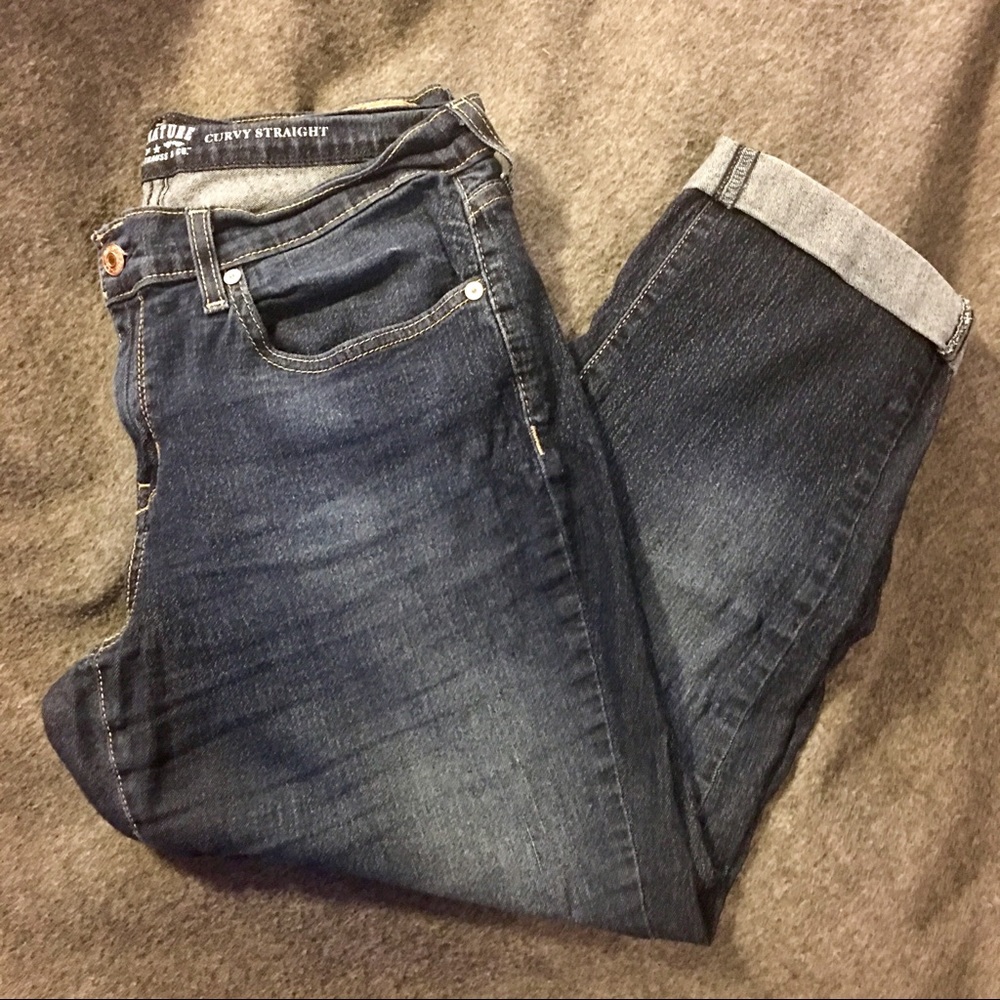 Signature Levi Strauss Capris